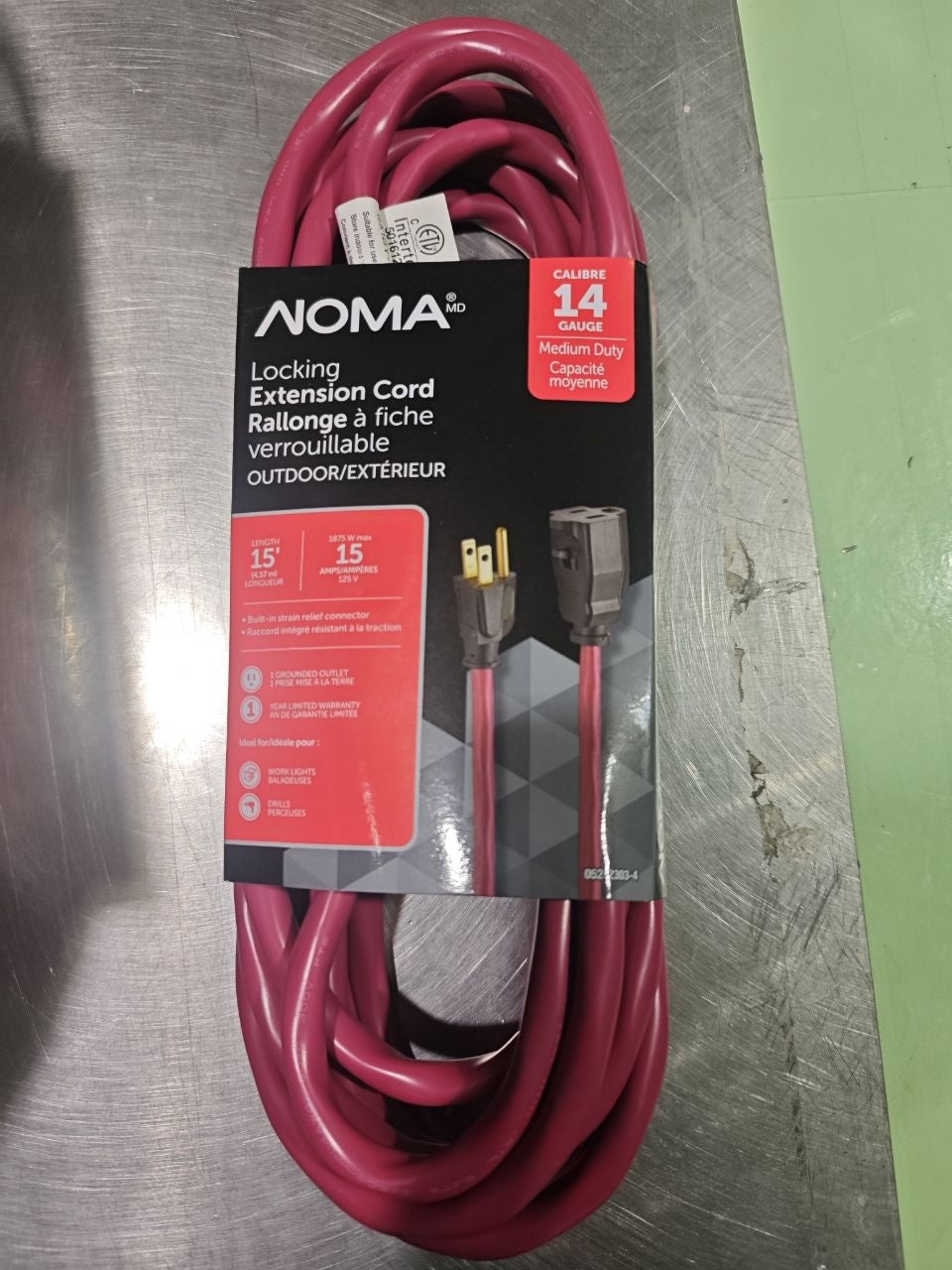 16-ft 5-in 14/3 Outdoor Extension Cord with Grounded Outlet and Locking Connector, Red B2O6 - product image 3