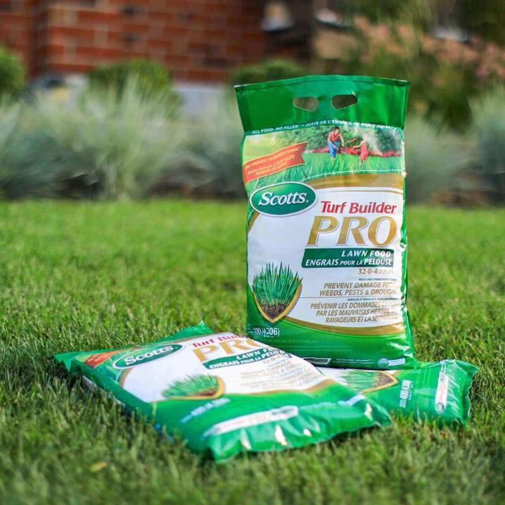 Turf Builder PRO Lawn Fertilizer, 800-m2 K6S5 - product image 2