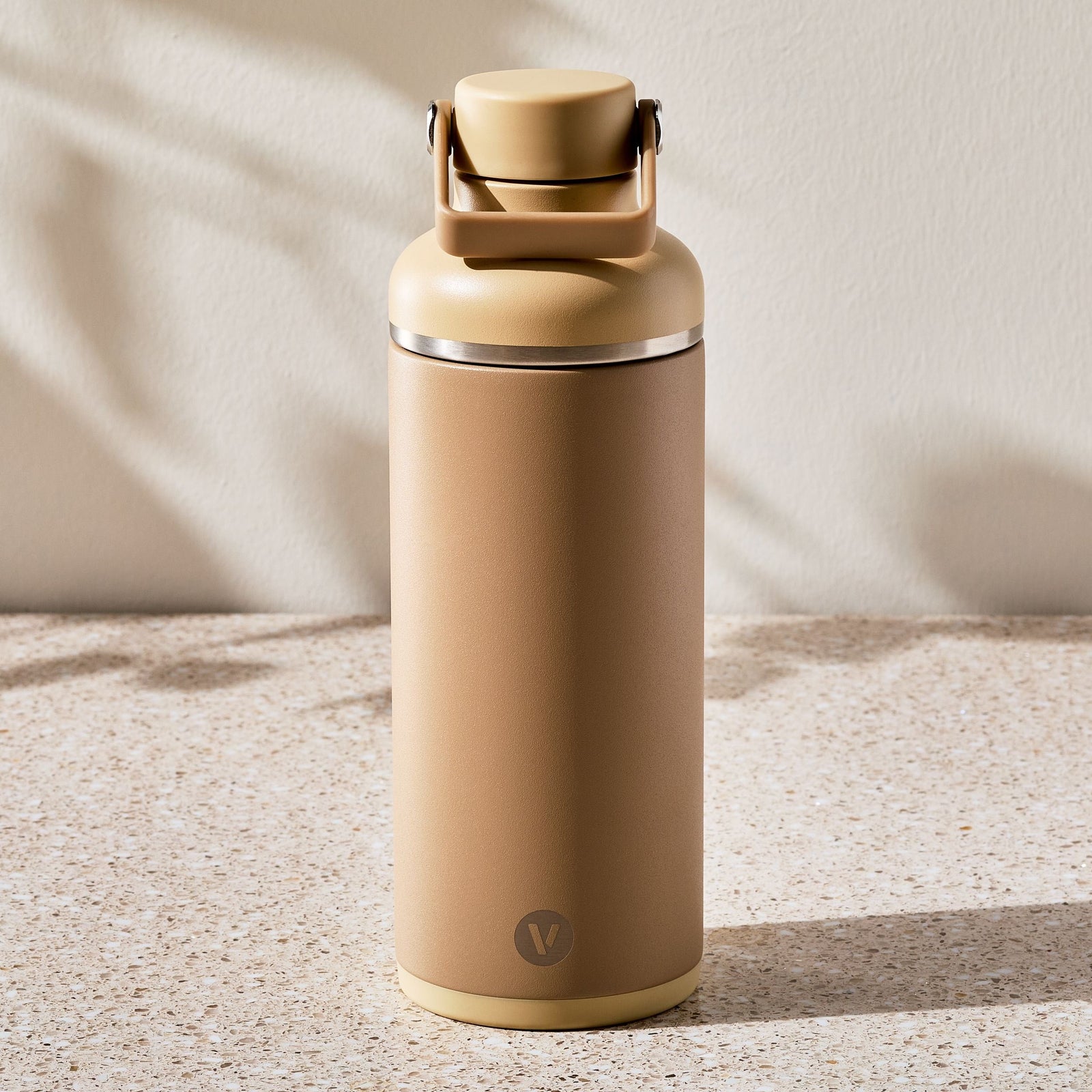 Insulated Hydration Bottle, 32-oz, Assorted Colours, with Leakproof Lid R3A1 - product image 1