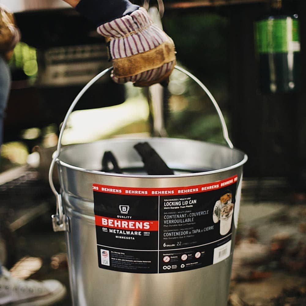 Galvanized Steel Multi-Use/Garbage Can with Locking Lid, 22-L (6 US gal) U3D9 - product image 5