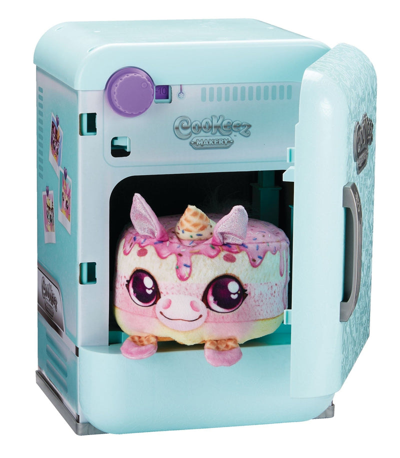 Cookeez Makery Freezy Cakez Interactive Plush Playset, Ages 5+ C5C6